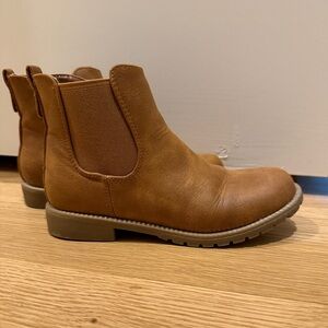 Girls Jeweled Chelsea Booties - Tan Ankle Boots